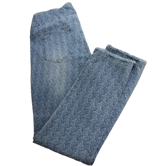 Soft Surroundings~Woman Size M~Blue Print Pull-On Cropped Pants Stretch. - Picture 1 of 12